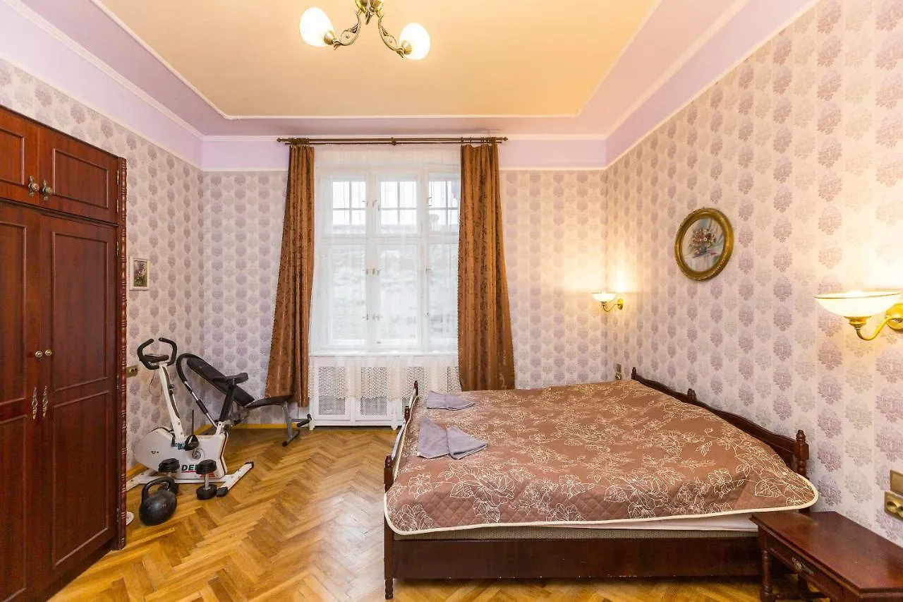 Mover Retro Apartment Lviv