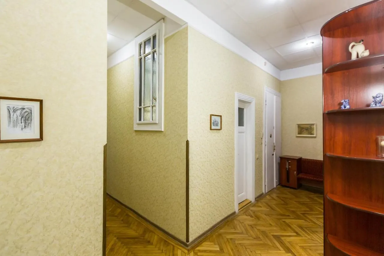 Mover Retro Apartment Lviv